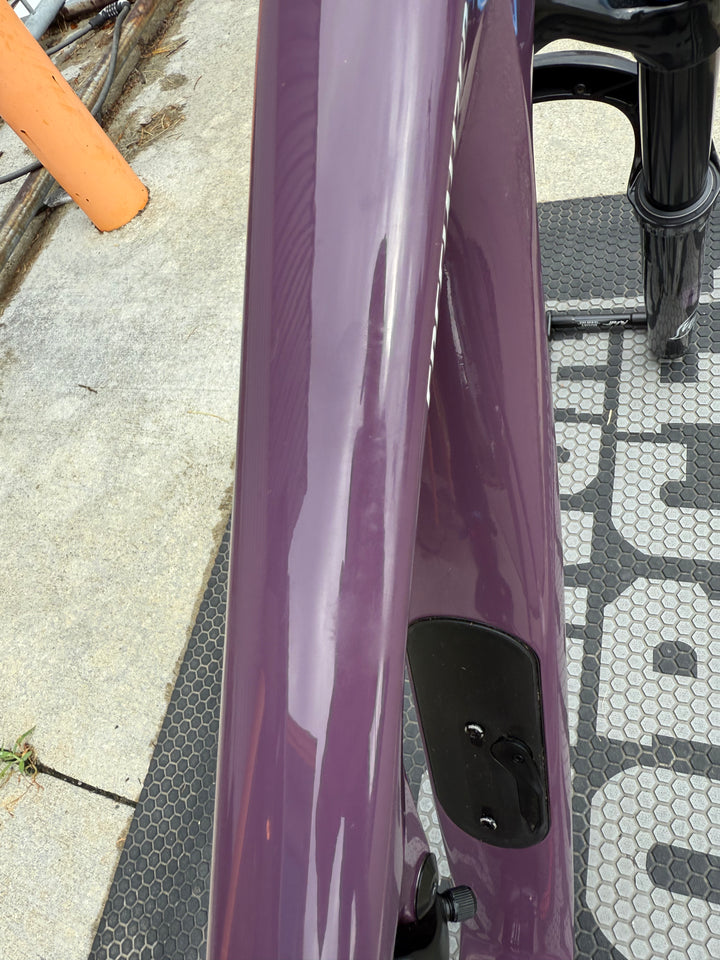 USED Specialized Epic 8 Evo Frameset Small Gloss Cast Lilac / Dune White The Bicycle Station The Bicycle Station