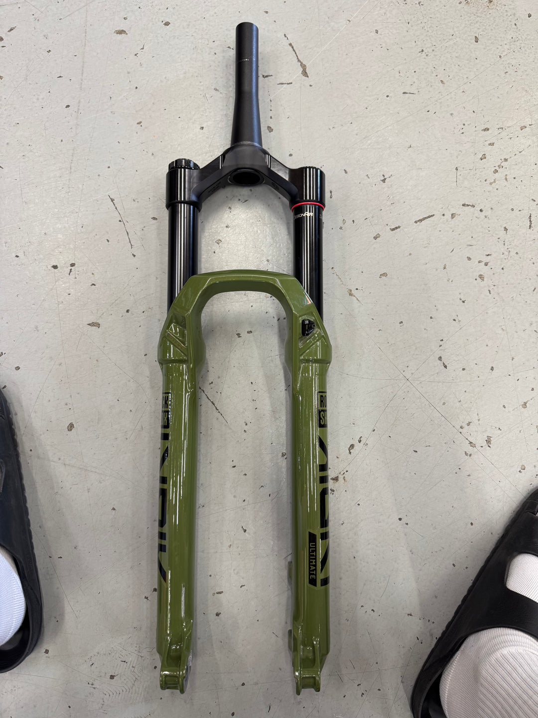 USED Lyrik Ultimate Heavy Meadow 29 140mm The Bicycle Station The Bicycle Station