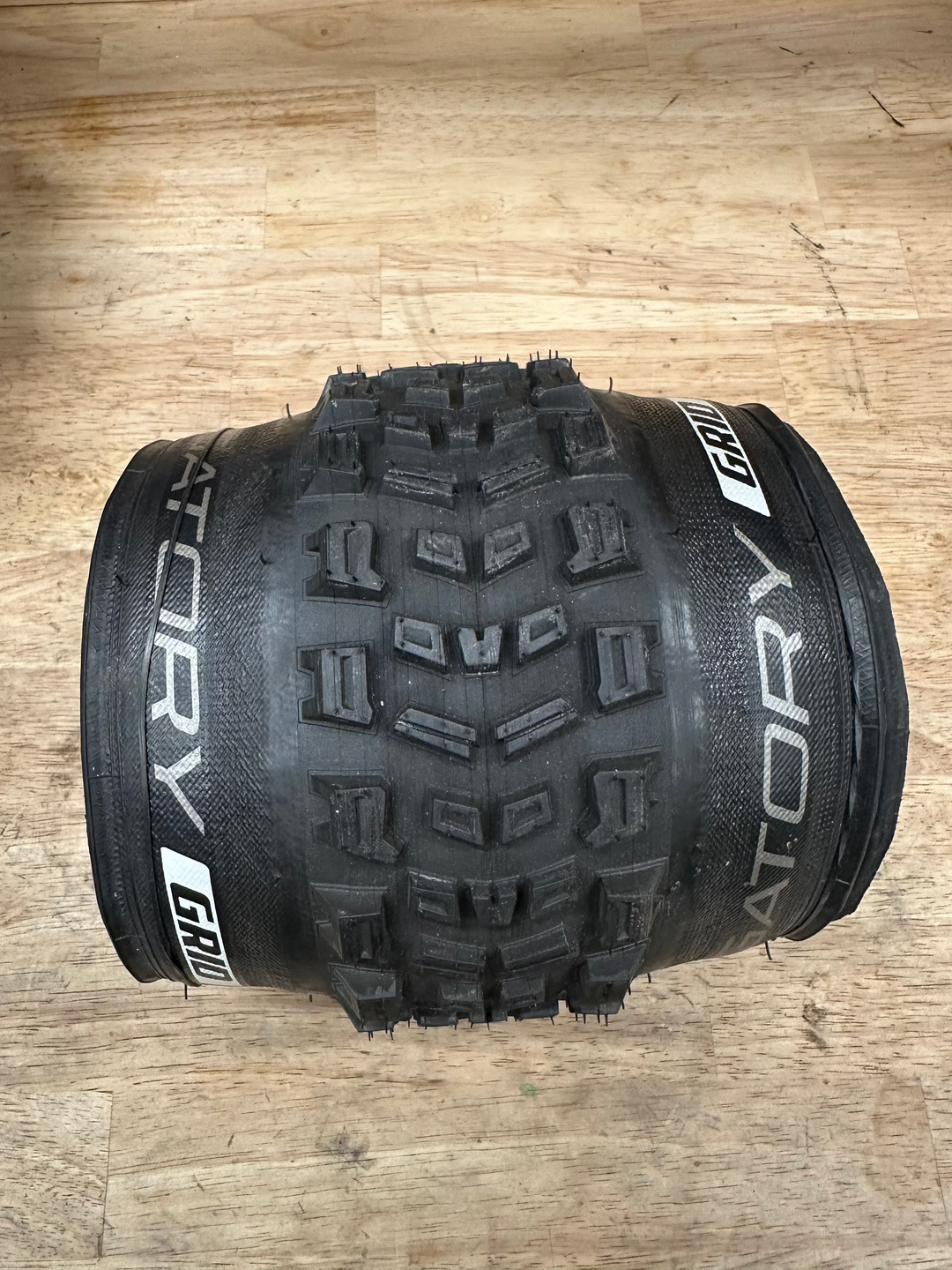 TAKE OFF Specialized Purgatory 27.5 x 2.6 Grid Trail Tire