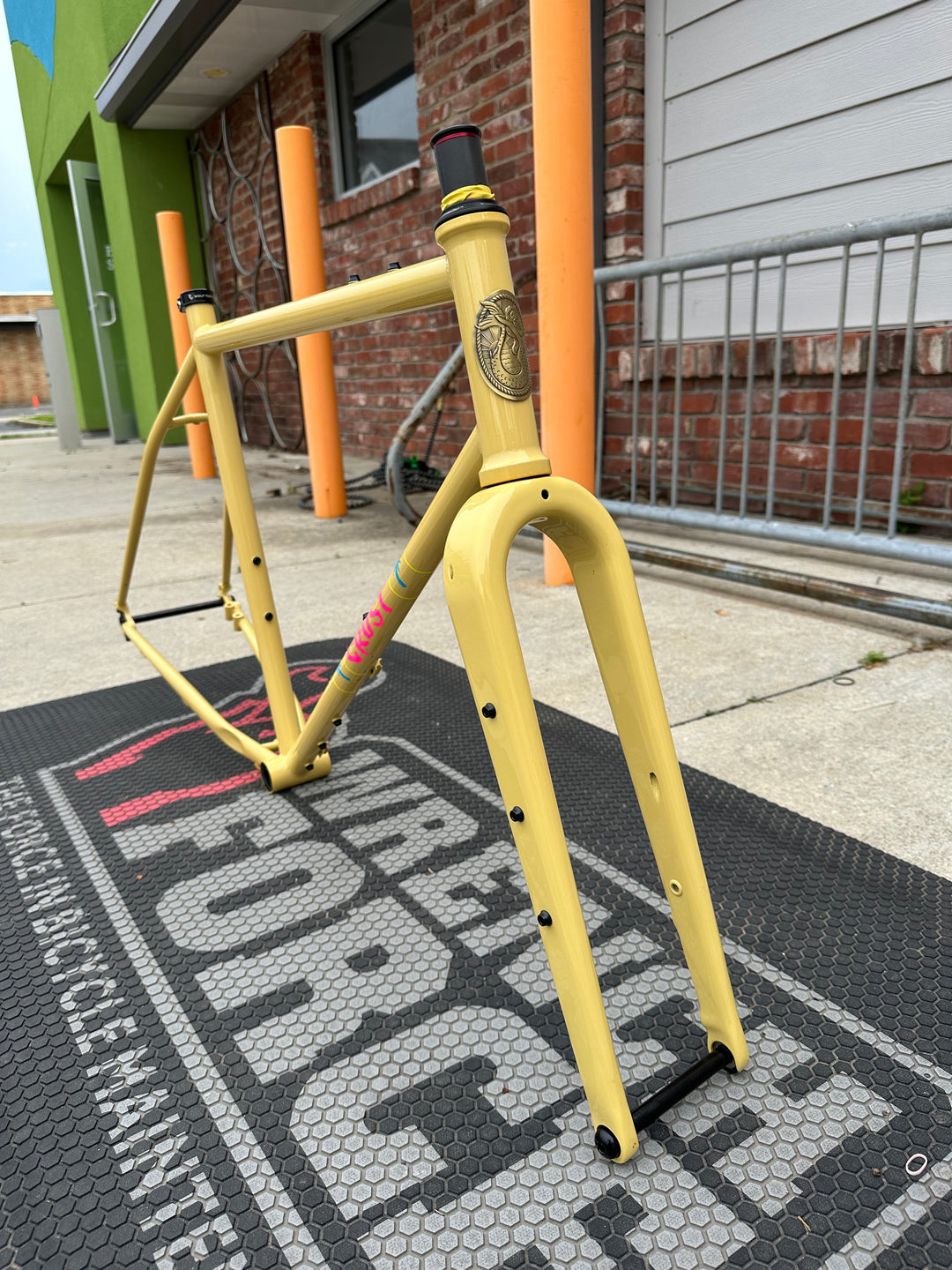 USED Crust Evasion Lite Frame ML The Bicycle Station The Bicycle Station