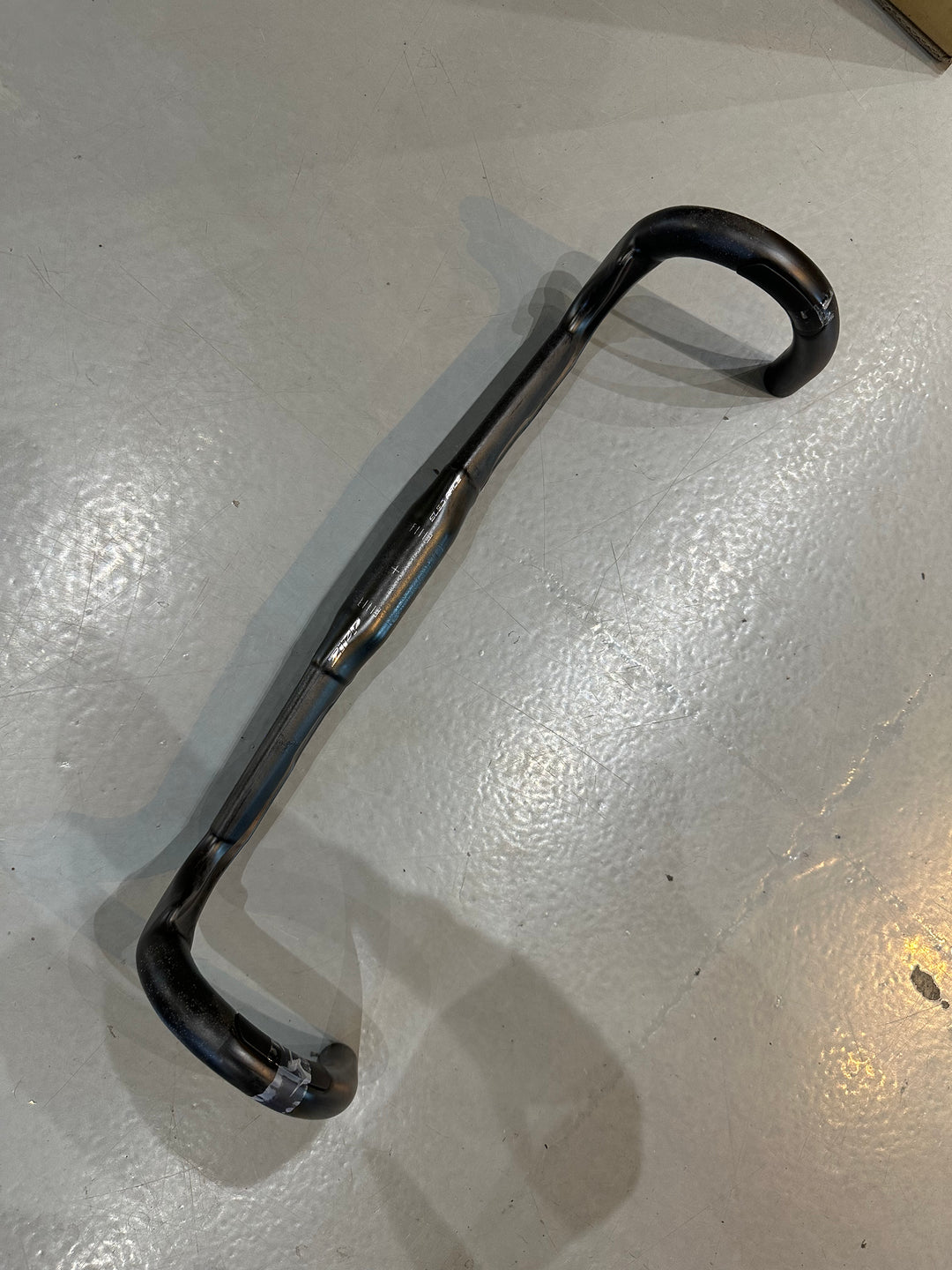 USED Zipp SL 80 Race Handlebar 44cm Zipp The Bicycle Station