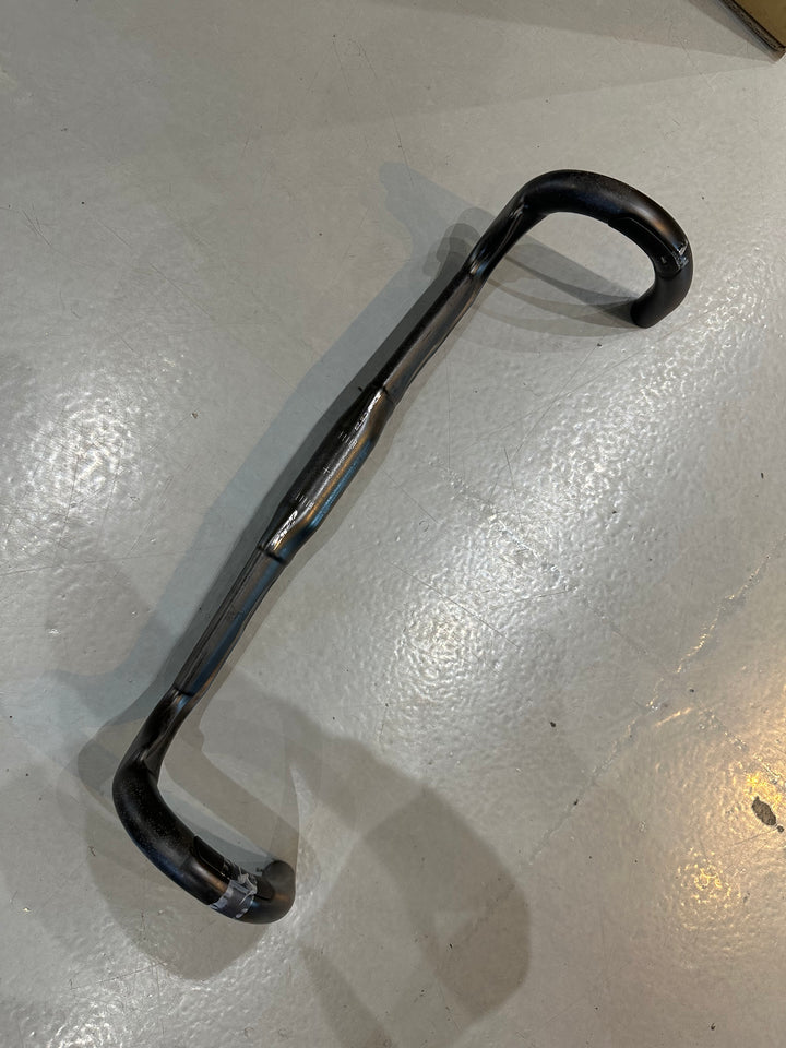 USED Zipp SL 80 Race Handlebar 44cm Zipp The Bicycle Station