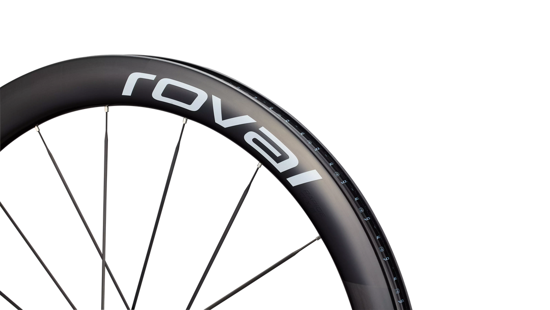 RAPIDE CLX III 700C FRONT GLOSS CARBON/GLOSS WHT 700c Front Specialized The Bicycle Station