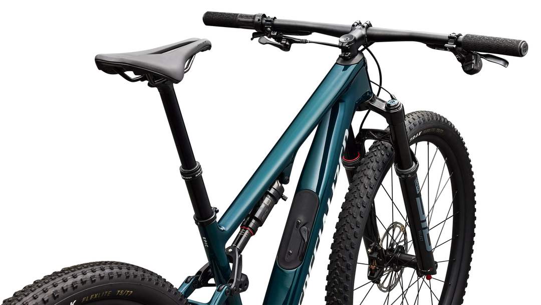 Specialized Epic 8 Comp SRAM S-1000 AXS, RockShox Select Gloss Emerald Metallic / White Medium Specialized The Bicycle Station