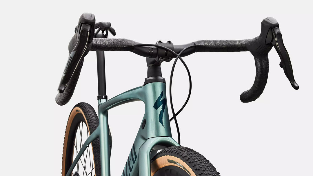 Specialized Diverge 4 Expert SRAM Rival XPLR Fjord Metallic / Emerald Metallic 56 Specialized The Bicycle Station