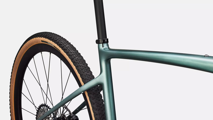 Specialized Diverge 4 Expert SRAM Rival XPLR Fjord Metallic / Emerald Metallic 56 Specialized The Bicycle Station
