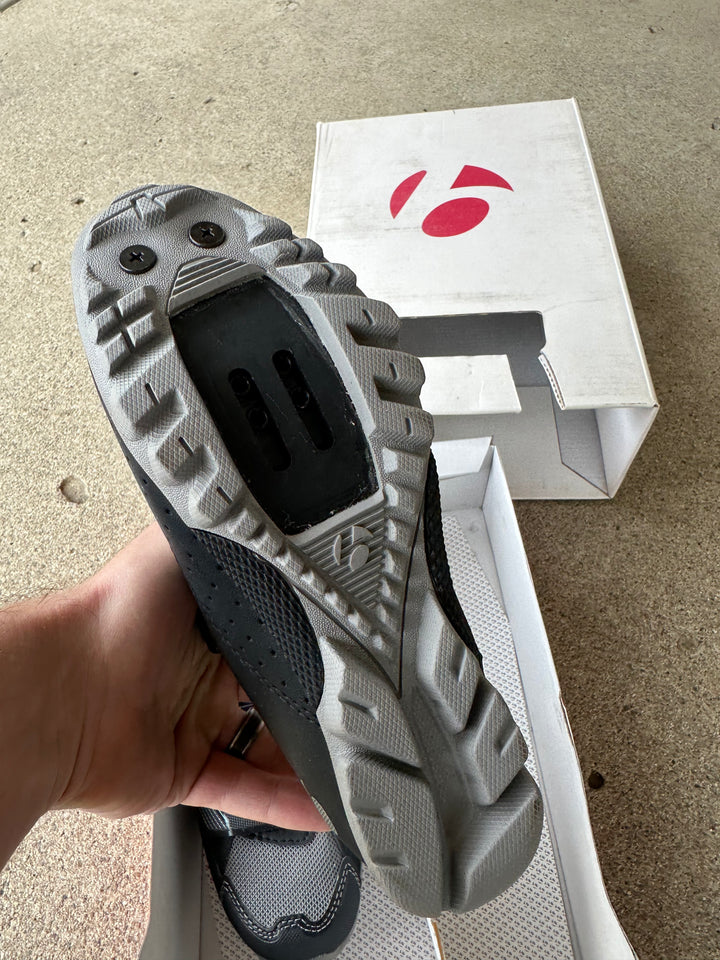 DEAD STOCK Bontrager Evoke Women’s MTB Shoe US 5 Black Bontrager The Bicycle Station