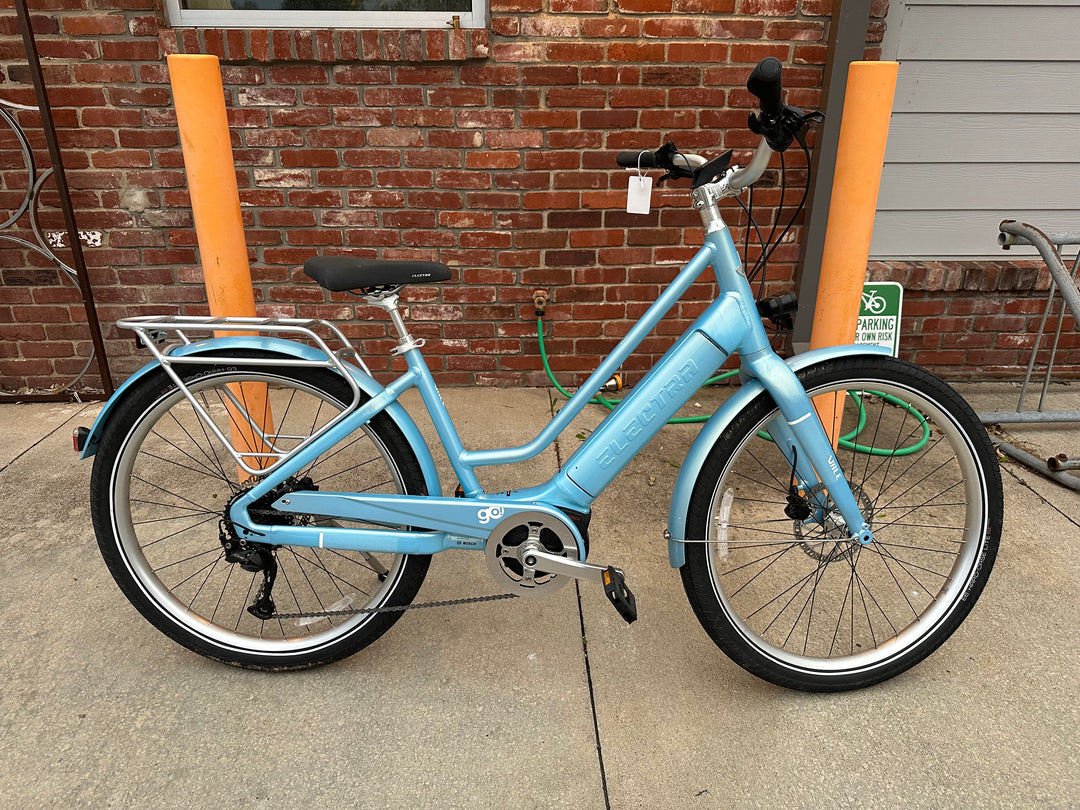 USED Trek Vale Small Blue The Bicycle Station The Bicycle Station