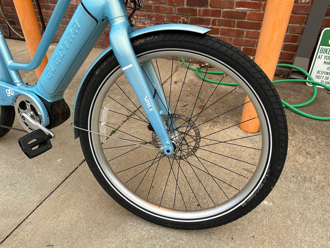 USED Trek Vale Small Blue The Bicycle Station The Bicycle Station