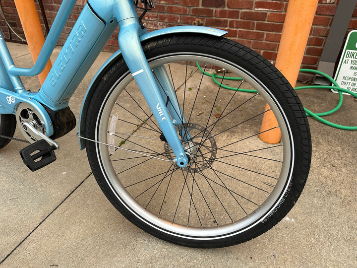 USED Trek Vale Small Blue The Bicycle Station The Bicycle Station
