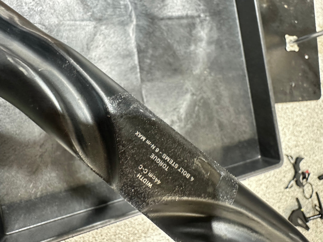 USED Zipp SL Carbon 70 XPLR bar 44cm