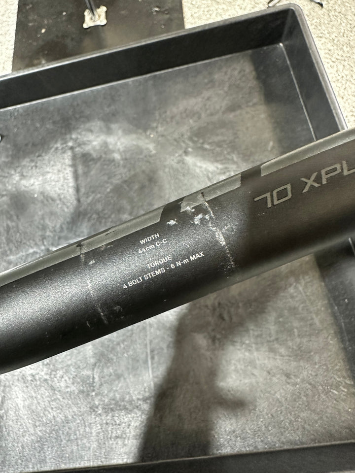 USED Zipp Aluminum 70 XPLR 44cm bar