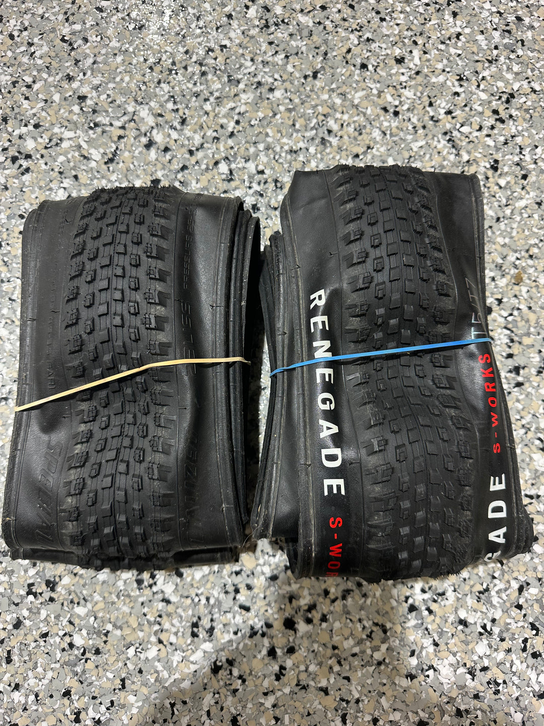 USED Specialized Renegade Set 29x2.2
