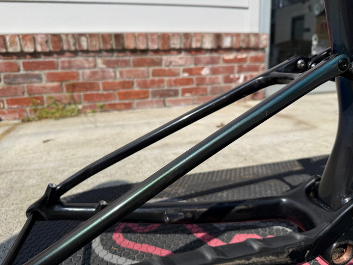 USED Specialized S-Works Epic 8 Frameset Flight Attendant Medium Blue / Green Specialized The Bicycle Station