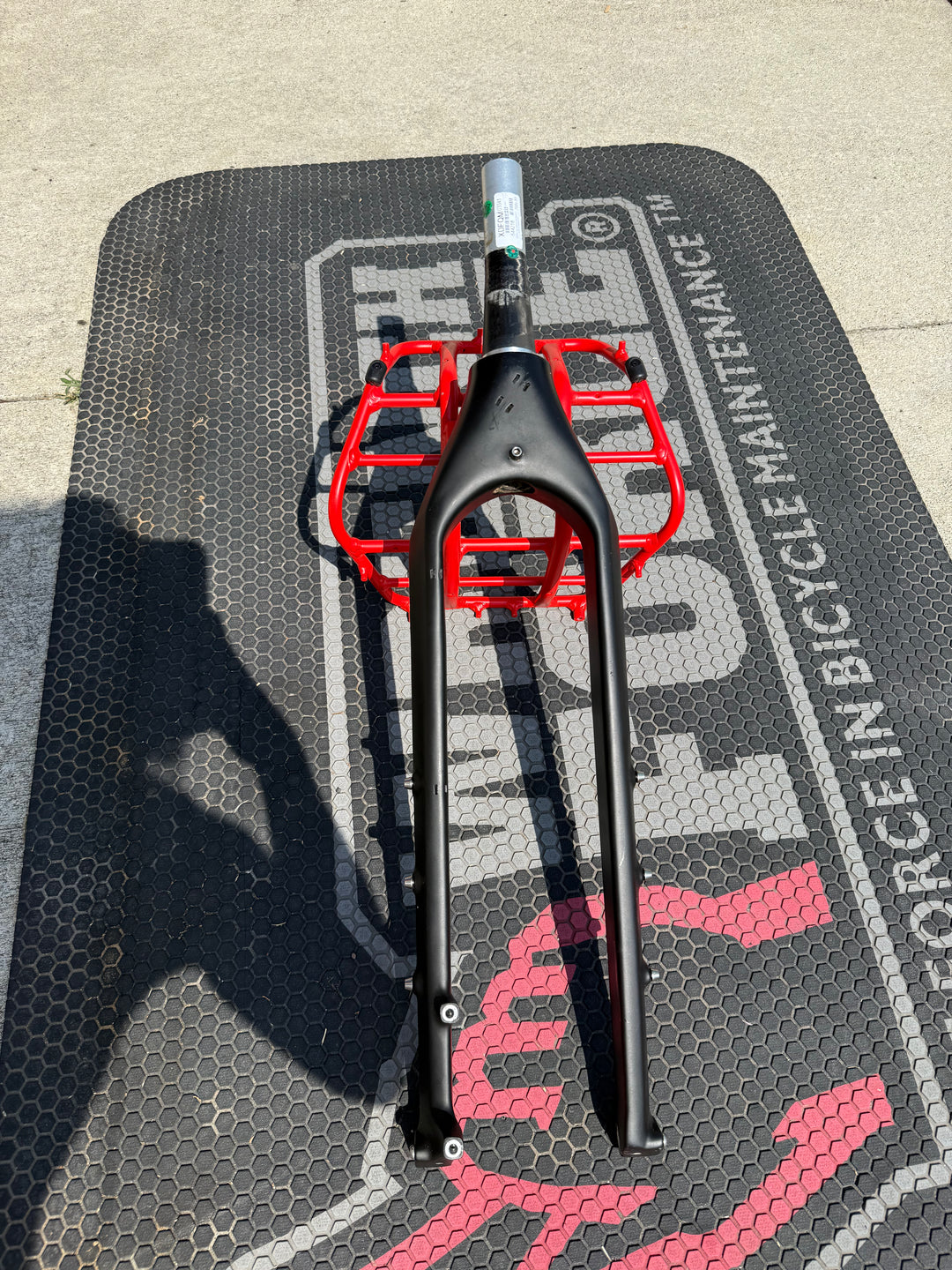 USED Trek 1120 Adventure Touring 29" Fork with Front Rack Trek The Bicycle Station