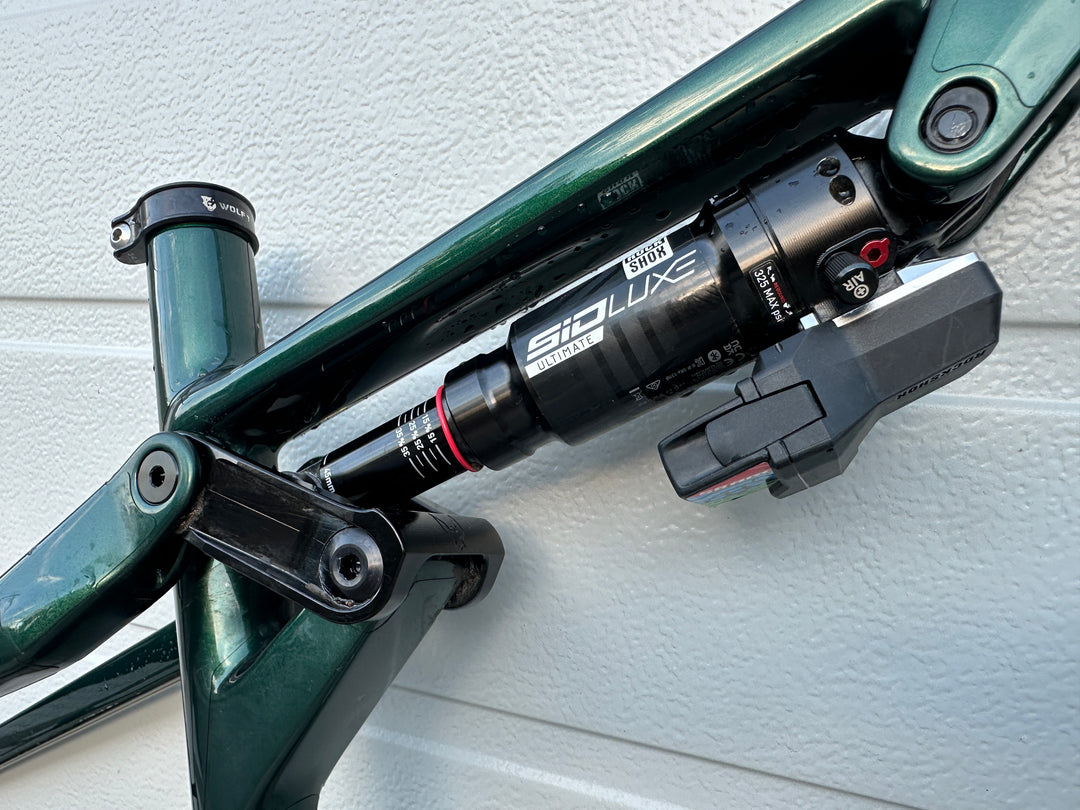 USED Allied BC40 Frameset Medium British Racing Green / Ecru Flight Attendant Shock