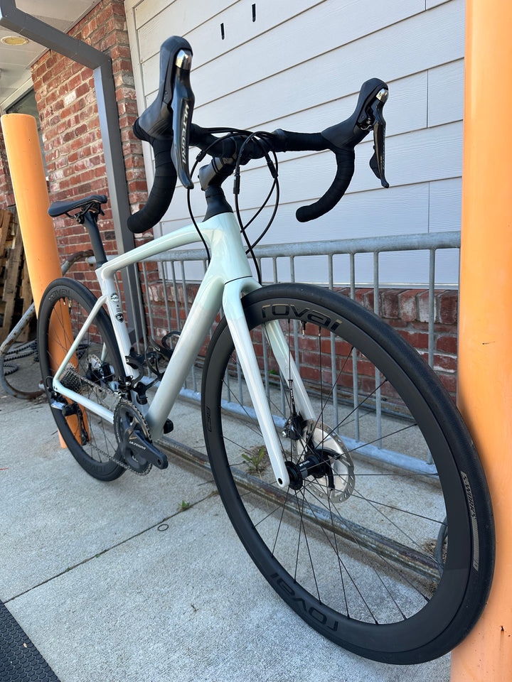 USED 2021 Specialized Roubaix Comp 54