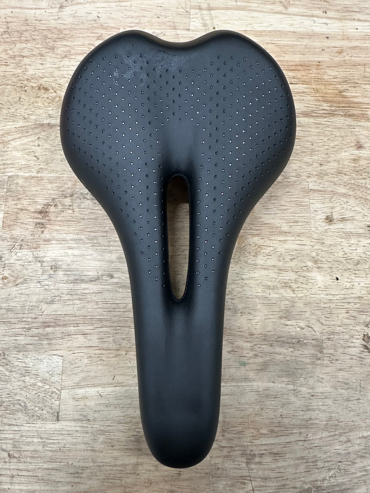 TAKE OFF DDK Saddle