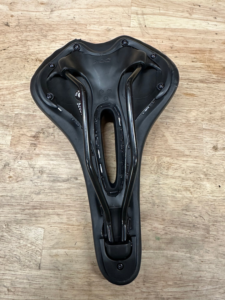 TAKE OFF DDK Saddle