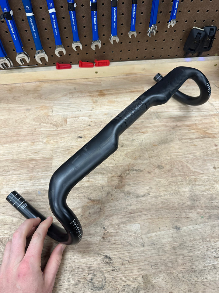 USED Cervelo AB09 420mm Carbon Handlebar