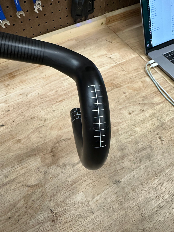 USED Cervelo AB09 420mm Carbon Handlebar