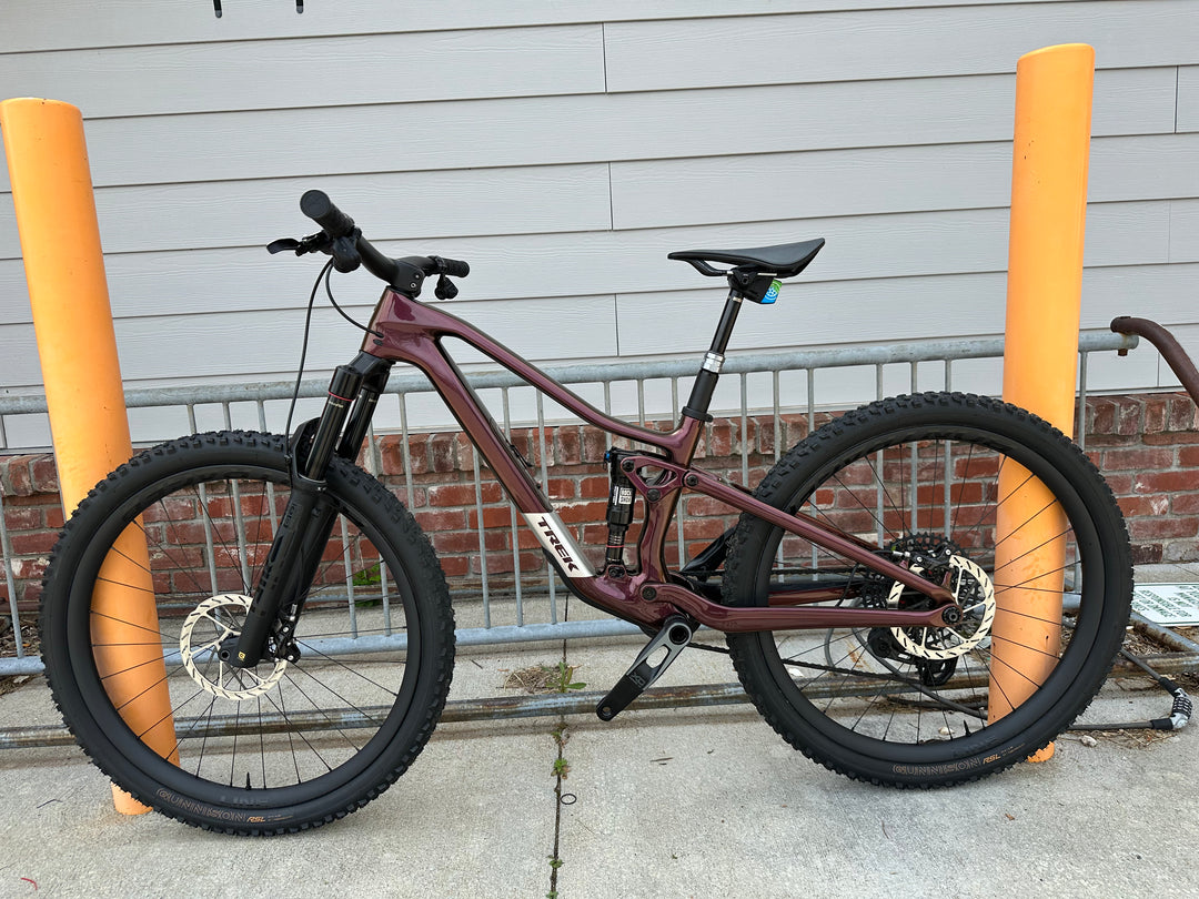 USED Trek Top Fuel 9.9 X0 AXS Gen 4 Axinite Flip Small