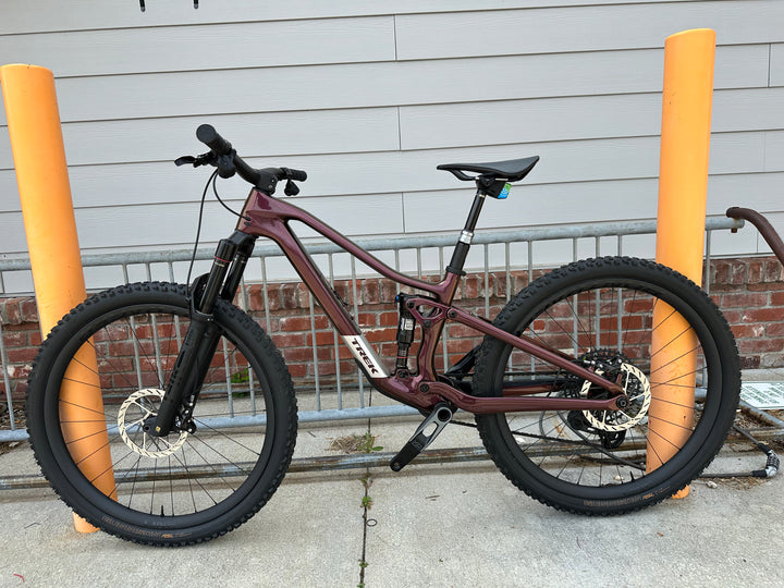 USED Trek Top Fuel 9.9 X0 AXS Gen 4 Axinite Flip Small