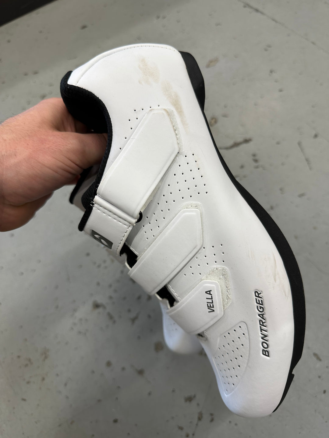 TAKE OFF Bontrager Vella Shoe White 43 - New without box Bontrager The Bicycle Station
