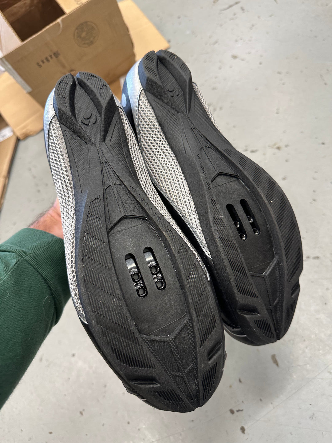 TAKE OFF Bontrager Solstice Shoe 43 - New, damaged box Bontrager The Bicycle Station