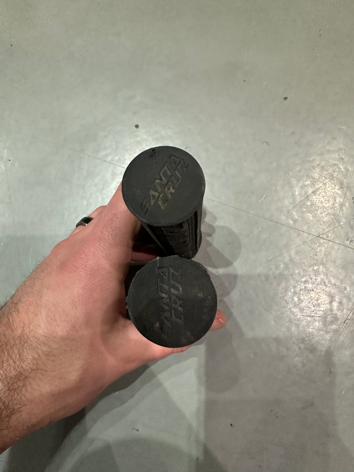 USED Santa Cruz Black Grip Lock On Santa Cruz The Bicycle Station