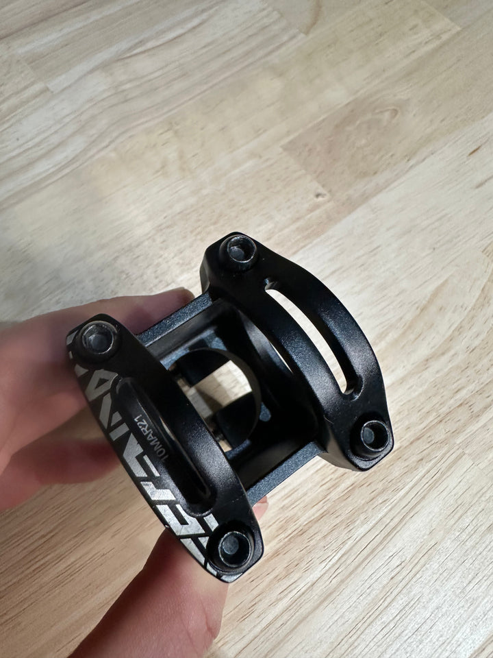 Used Truvativ Descendant 40 mm MTB Stem 0 Degree TruVativ The Bicycle Station