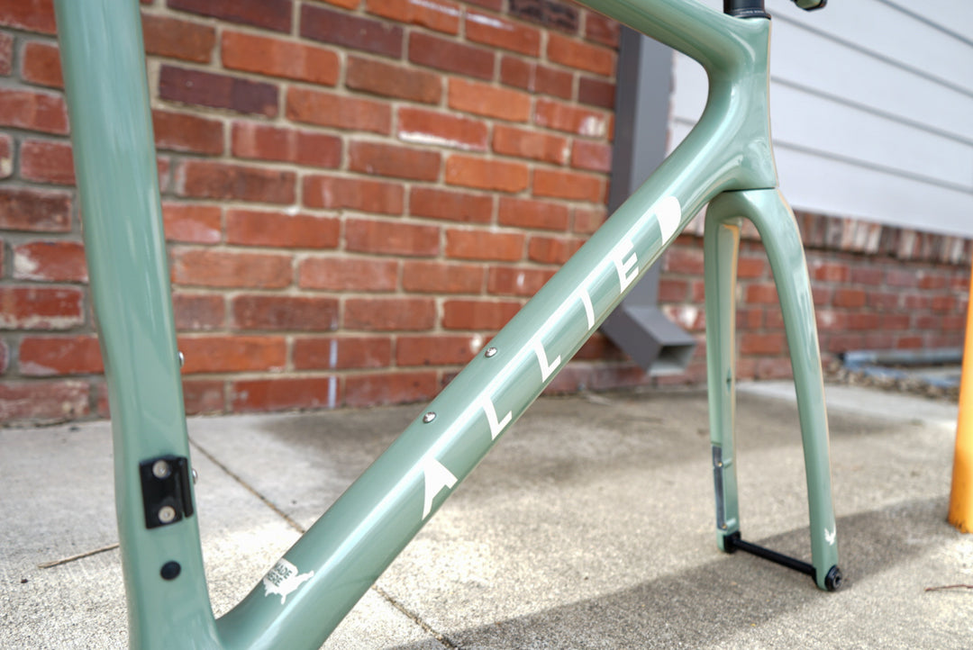 USED Allied Alfa Frameset Verde Freeway Green 54