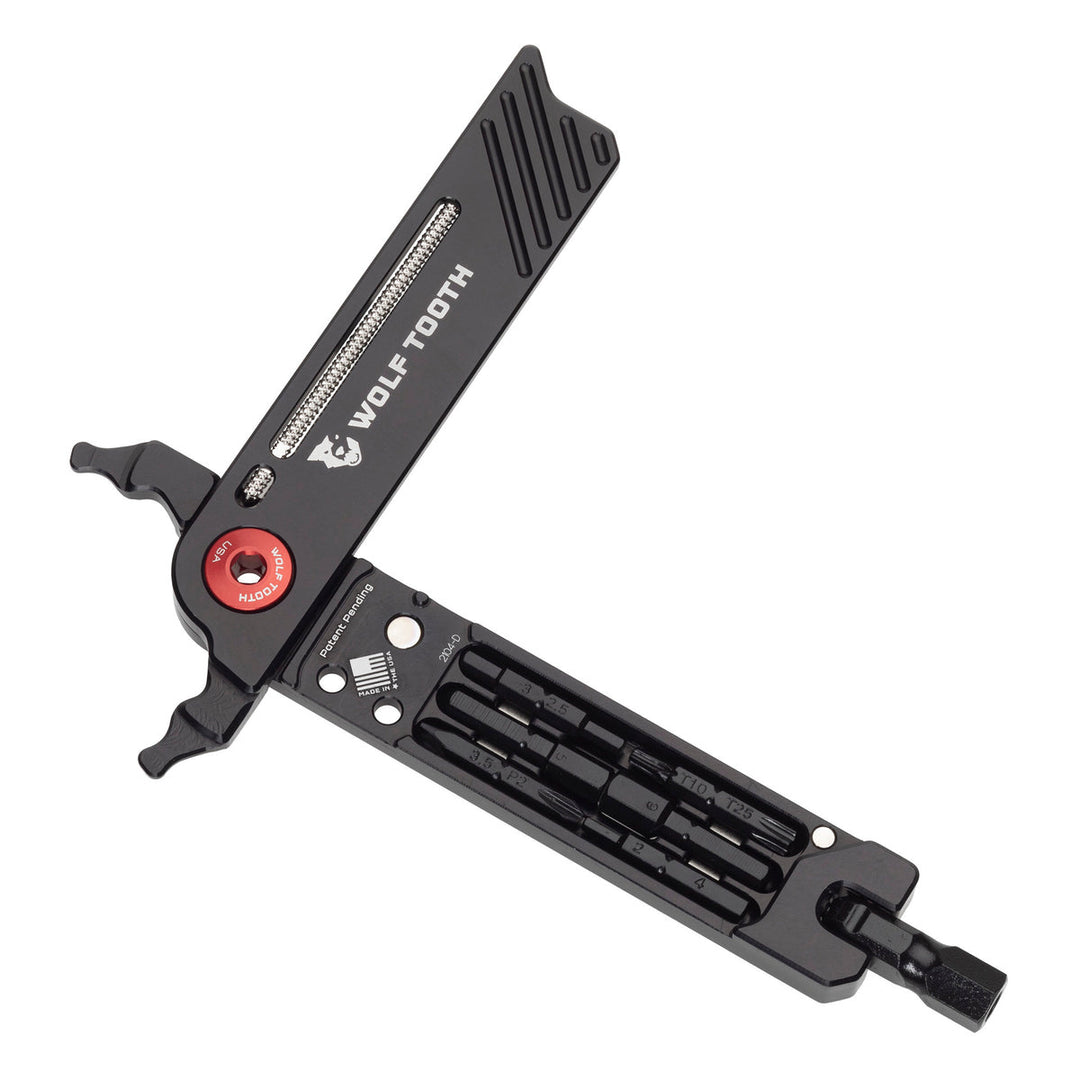 Wolf Tooth 8-Bit Pliers Black/Red